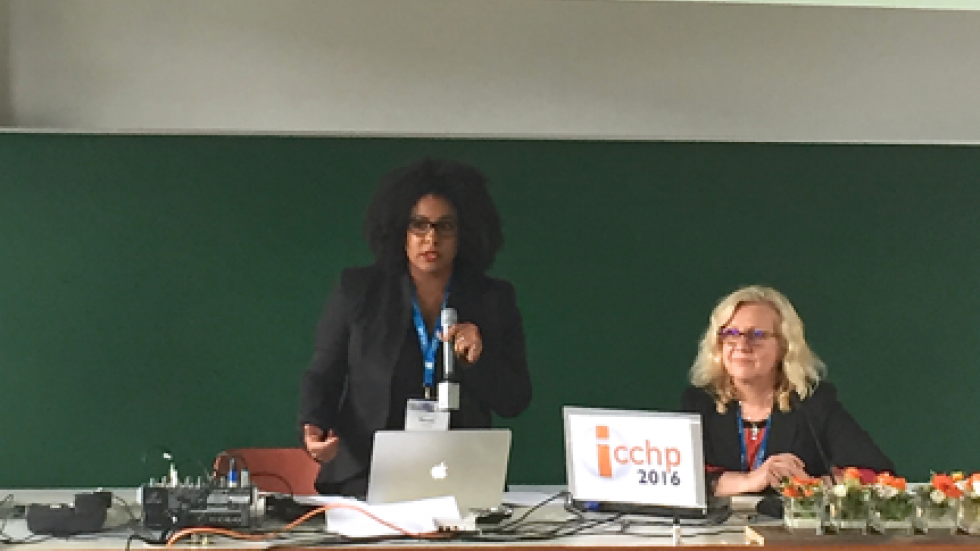 Marcella Turner-Cmuchal (the Agency) and Isabelle Turmaine (IAU) presenting the Guidelines for Accessible Information Marcella Turner-Cmuchal and Isabelle Turmaine