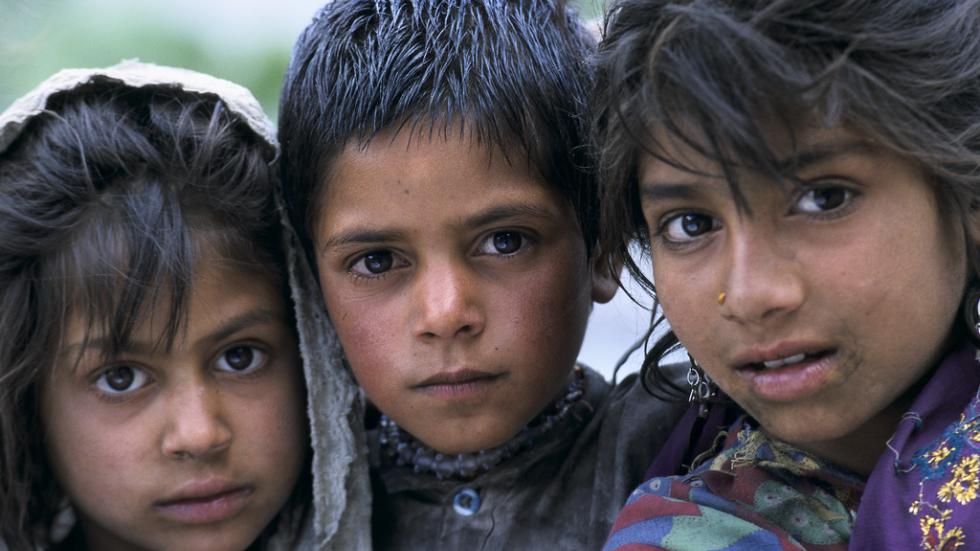 (c) World Bank/Curt Carnemark children