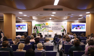 Anthoula Kefallinou presenting at the conference in Kiev